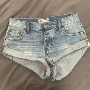 NWOT One Teaspoon Bandits shorts size 23